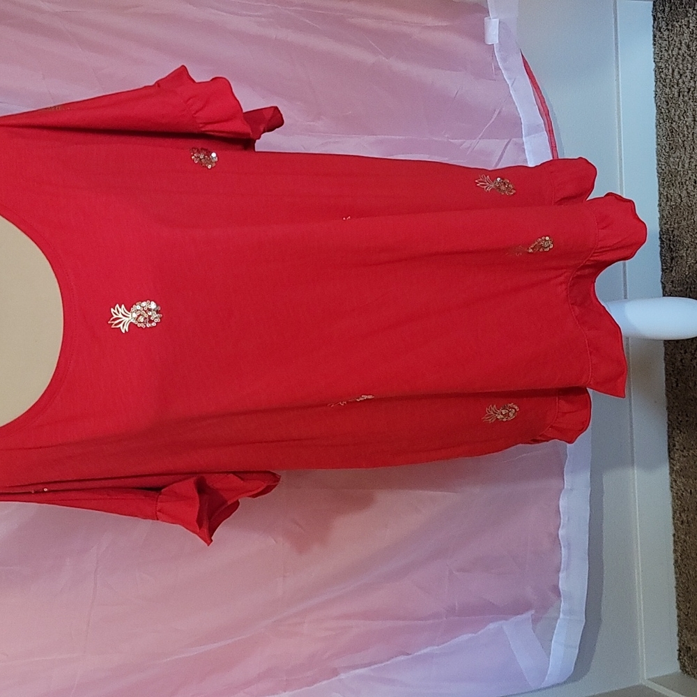 Top - Picture 3 of 5